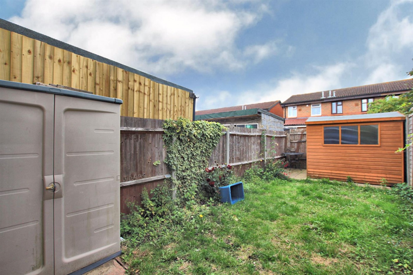 Images for Heathlands Way, Hounslow, TW4